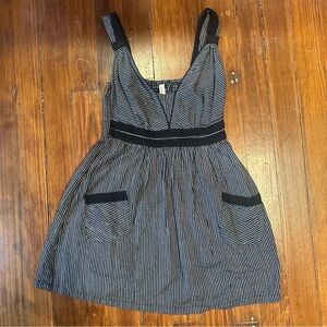 Ruched Elastic Striped Black & White Cotton Sleeveless Mini Dress w/ pockets M/L